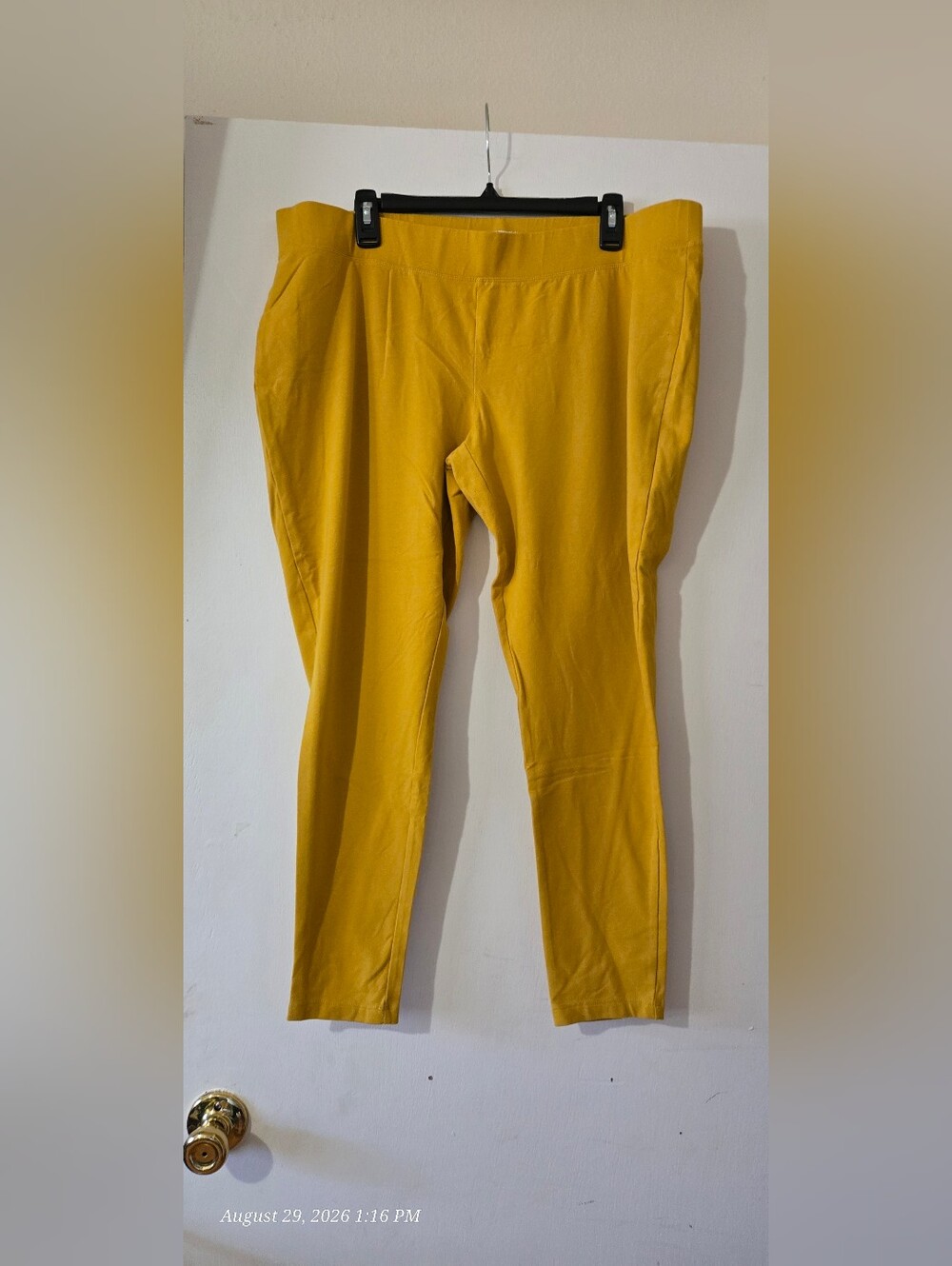 Women's Mustard Stretch Slim Leggings